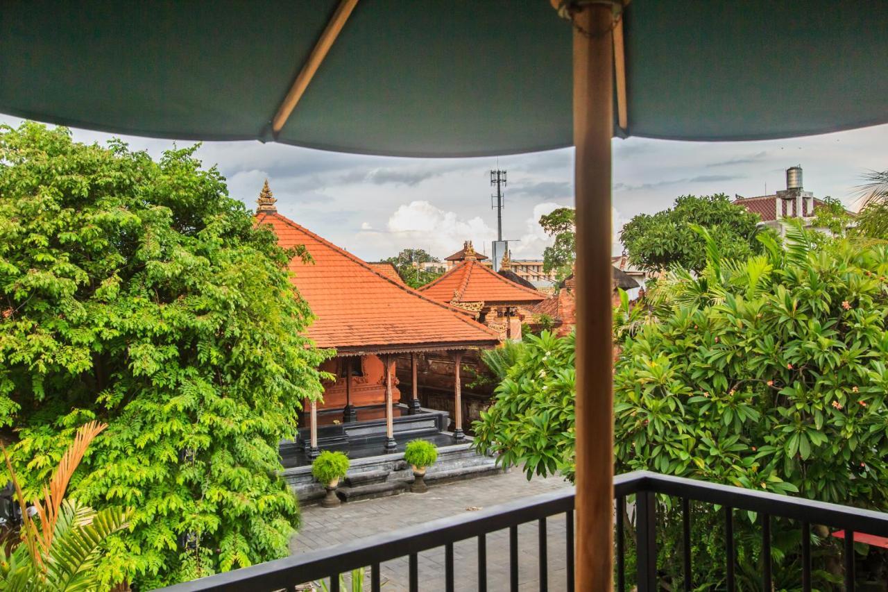The Jero 18 Kuta Guest House Ngoại thất bức ảnh