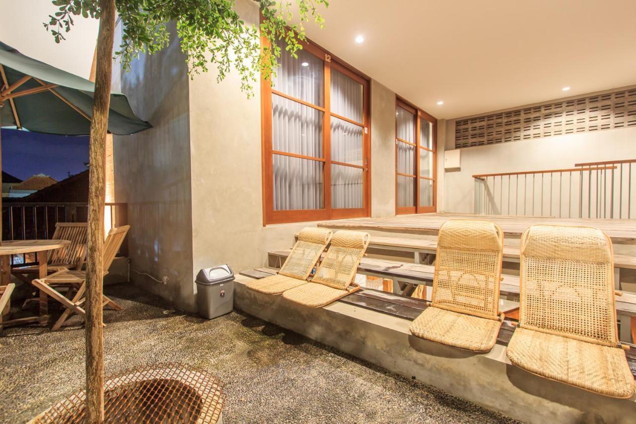 The Jero 18 Kuta Guest House Ngoại thất bức ảnh