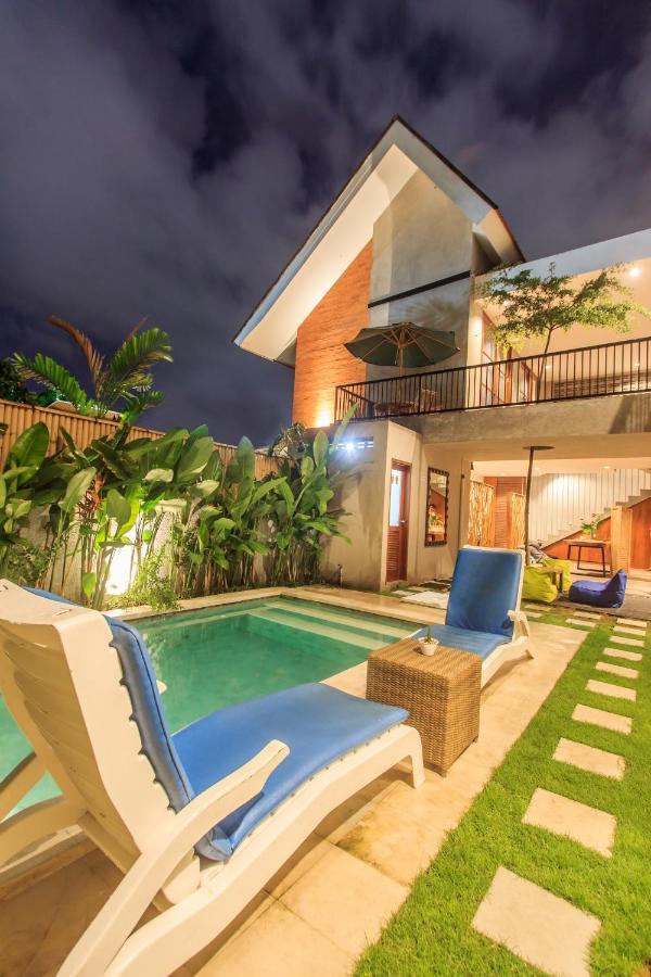 The Jero 18 Kuta Guest House Ngoại thất bức ảnh